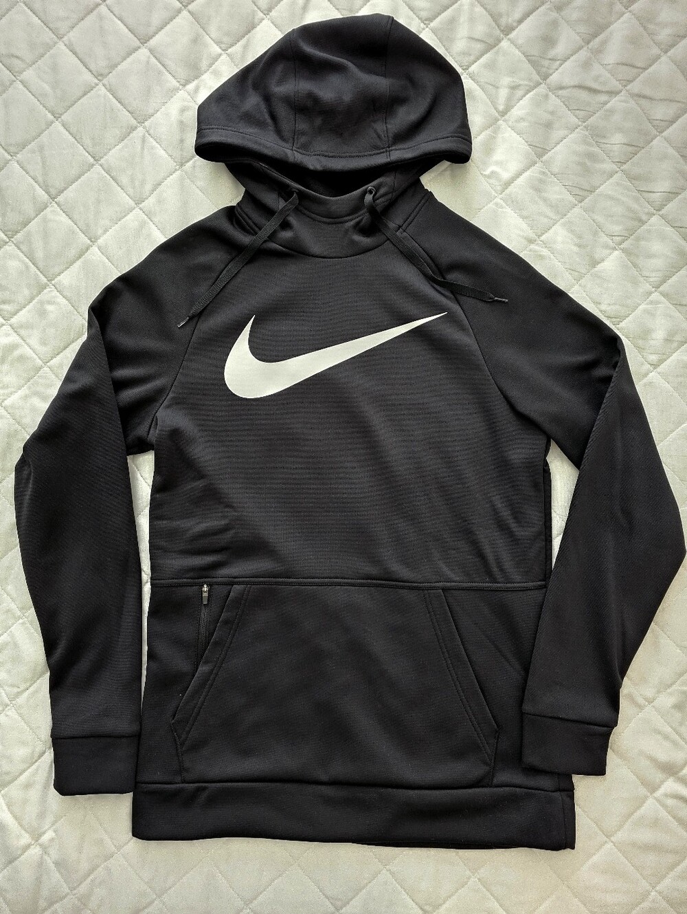 Nike Therma-FIT Black Pullover Hoodie Mens Small NWOT Zippered Pocket